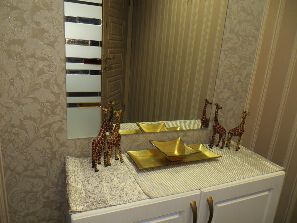 Apartment Lux Near Most-City นิปโปร ภายนอก รูปภาพ